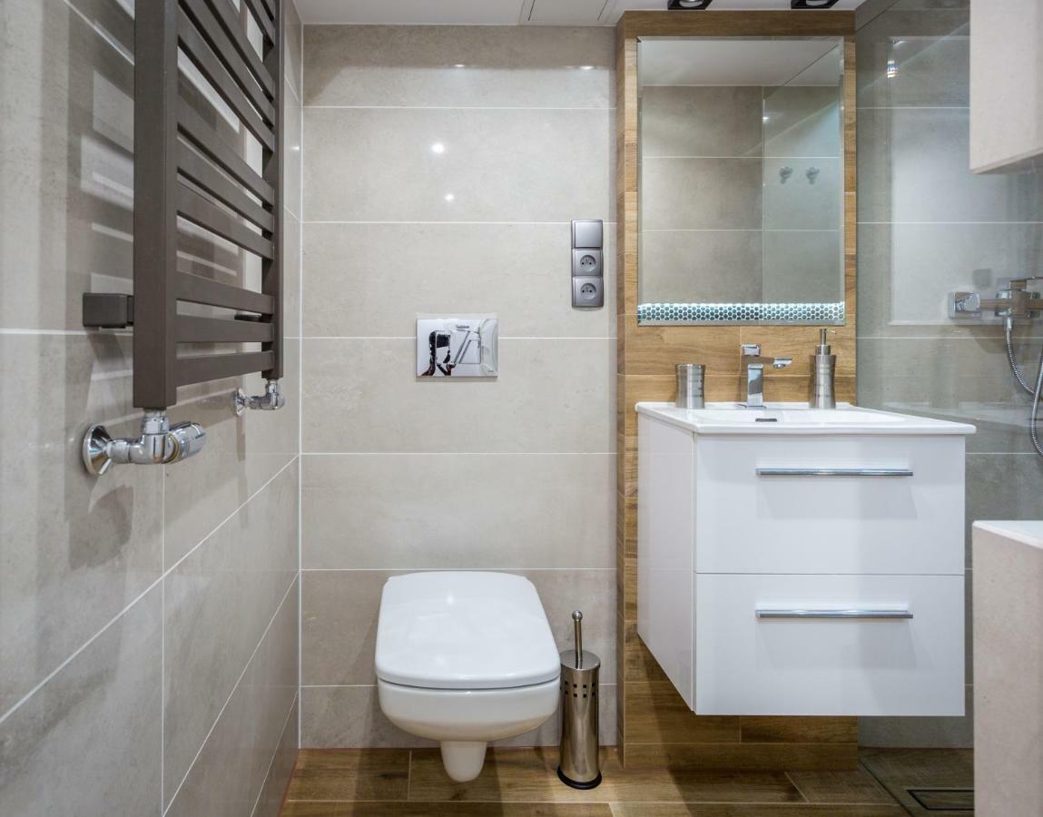 קרקוב 5B Premium Apartment מראה חיצוני תמונה